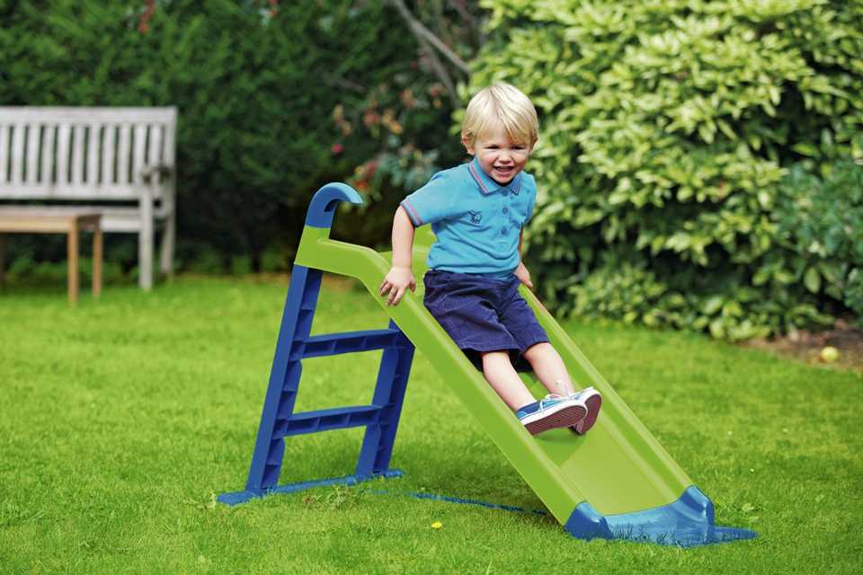 Chad Valley 4ft Kids Garden Slide - Green and Blue.