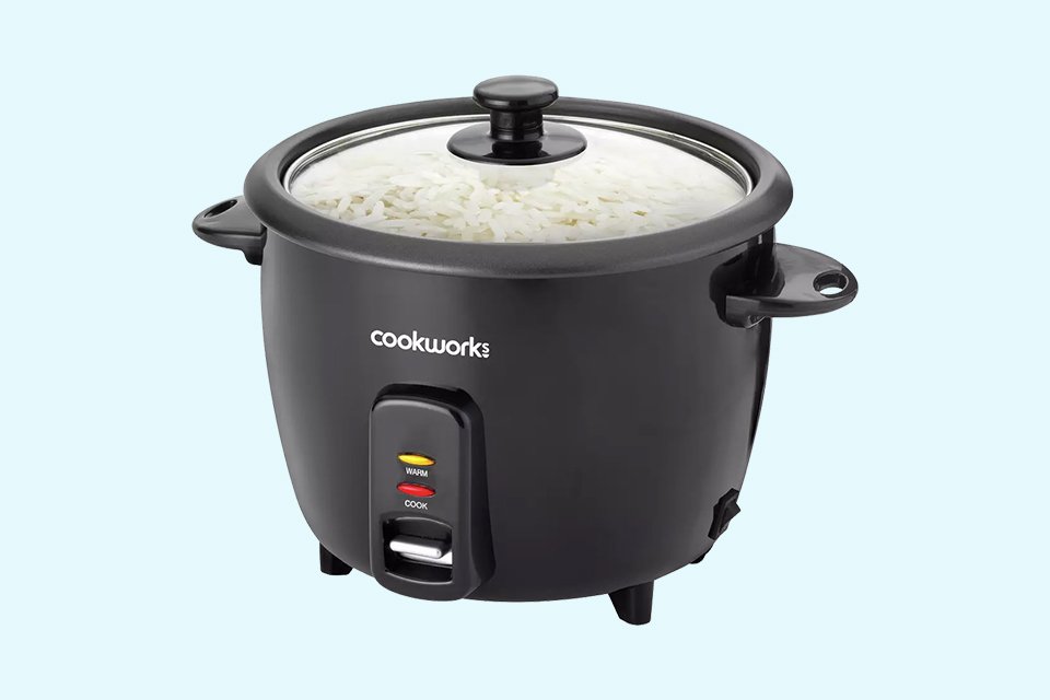 A black Cookworks 1.5L rice cooker.