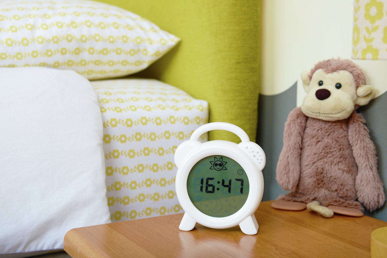 Snoozee Sleep Trainer and Clock Review