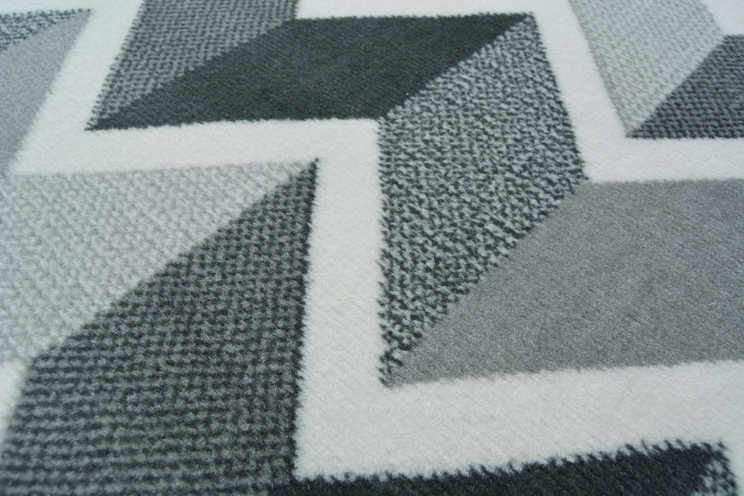 Homemaker Adorn Chevron Rug Review