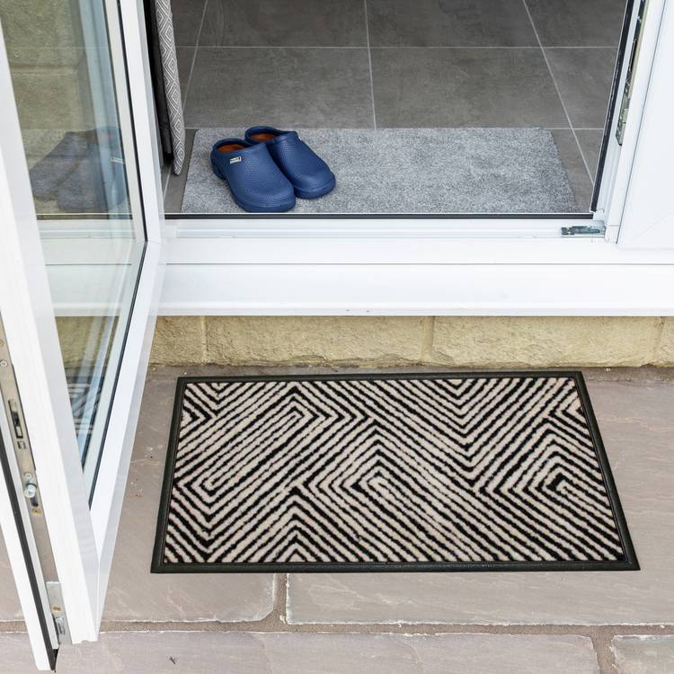 Primeur Abstract Black & White Cut Pile Doormat - 45x75cm 0