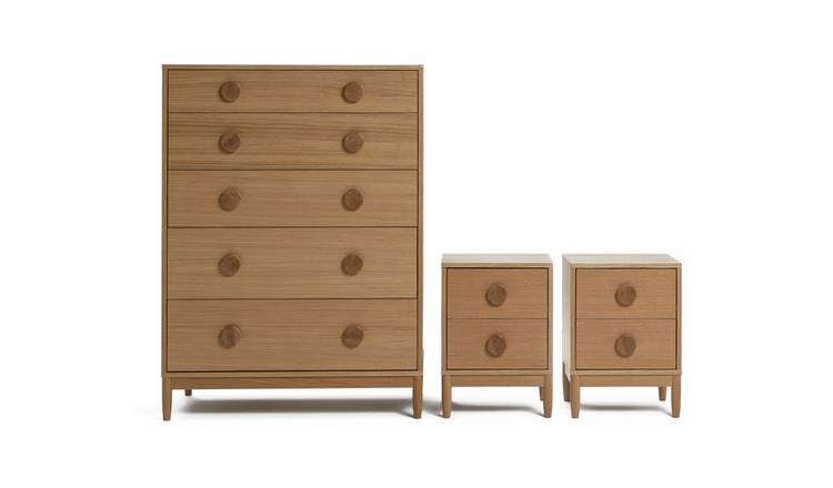 Habitat Cornelia 2 Bedside Table & 5 Drawer Chest Set - Oak 