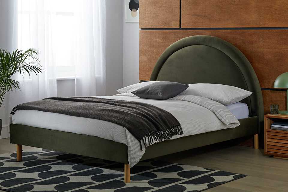 Best bedroom stores deals