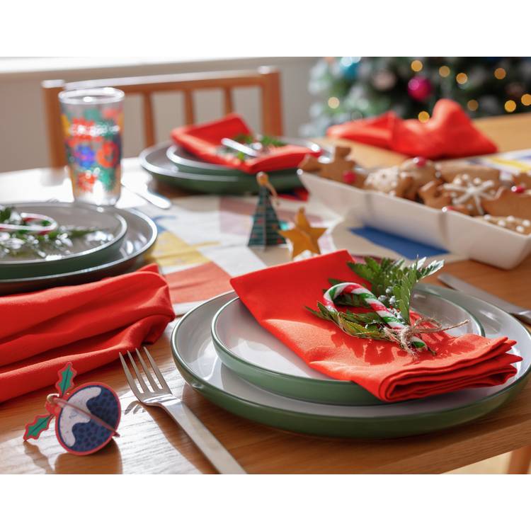 Habitat Festive Pack of 4 Napkins - Red 0