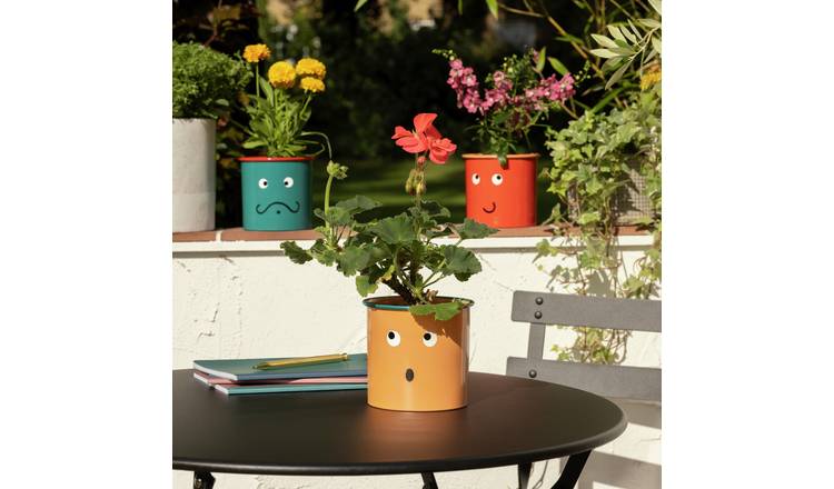 Garden by Sainsbury's Smiley Face Planter - Set of 3
