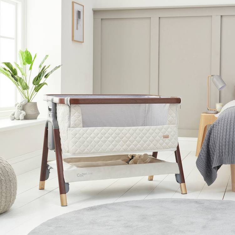 Tutti Bambini Cozee Luxe Crib Walnut Cream 0