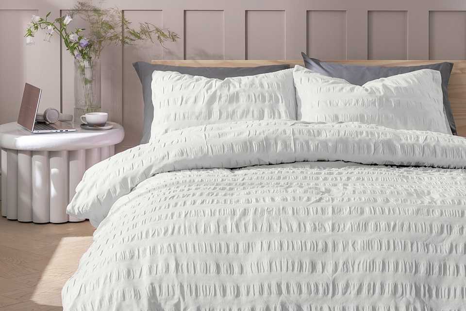 Where to buy on sale nice bedding sets