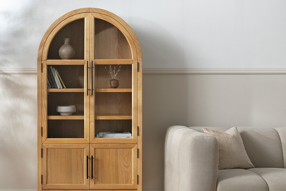 Habitat Collins Arched 4 Door Display Cabinet - Oak.