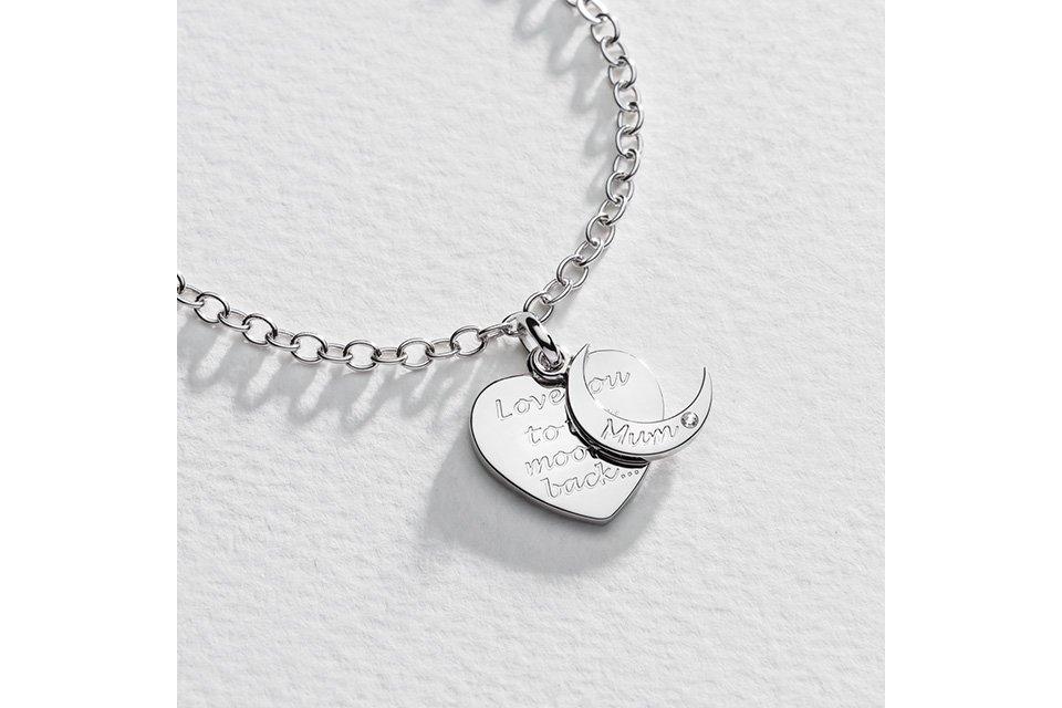 Save up to 40% on jewellery & watches. Selected lines.