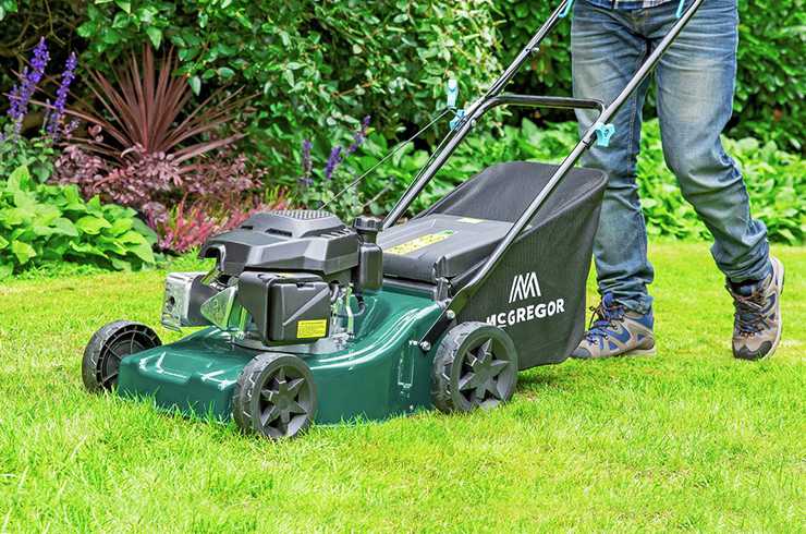 Argos mcgregor lawnmower hotsell