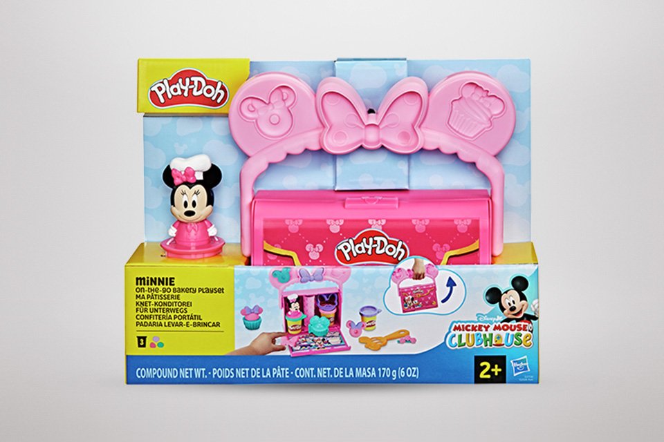 Play-Doh Disney Junior Minnie Mouse and Go Bakery Playset.