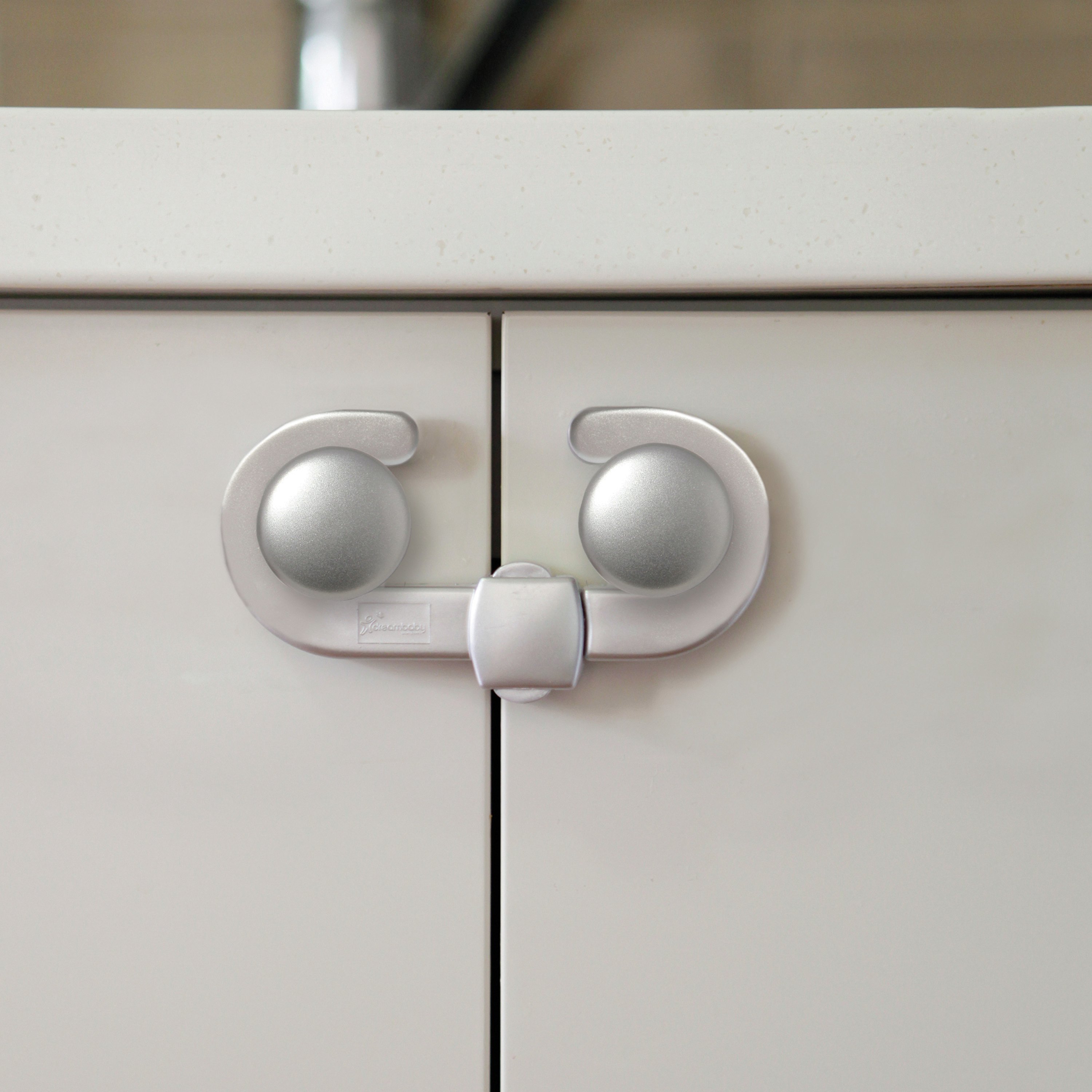 Broken key. Вскрытие замков пластиковых окон. Замена замков мастер. Логотипы дверных замков. Take a lock.