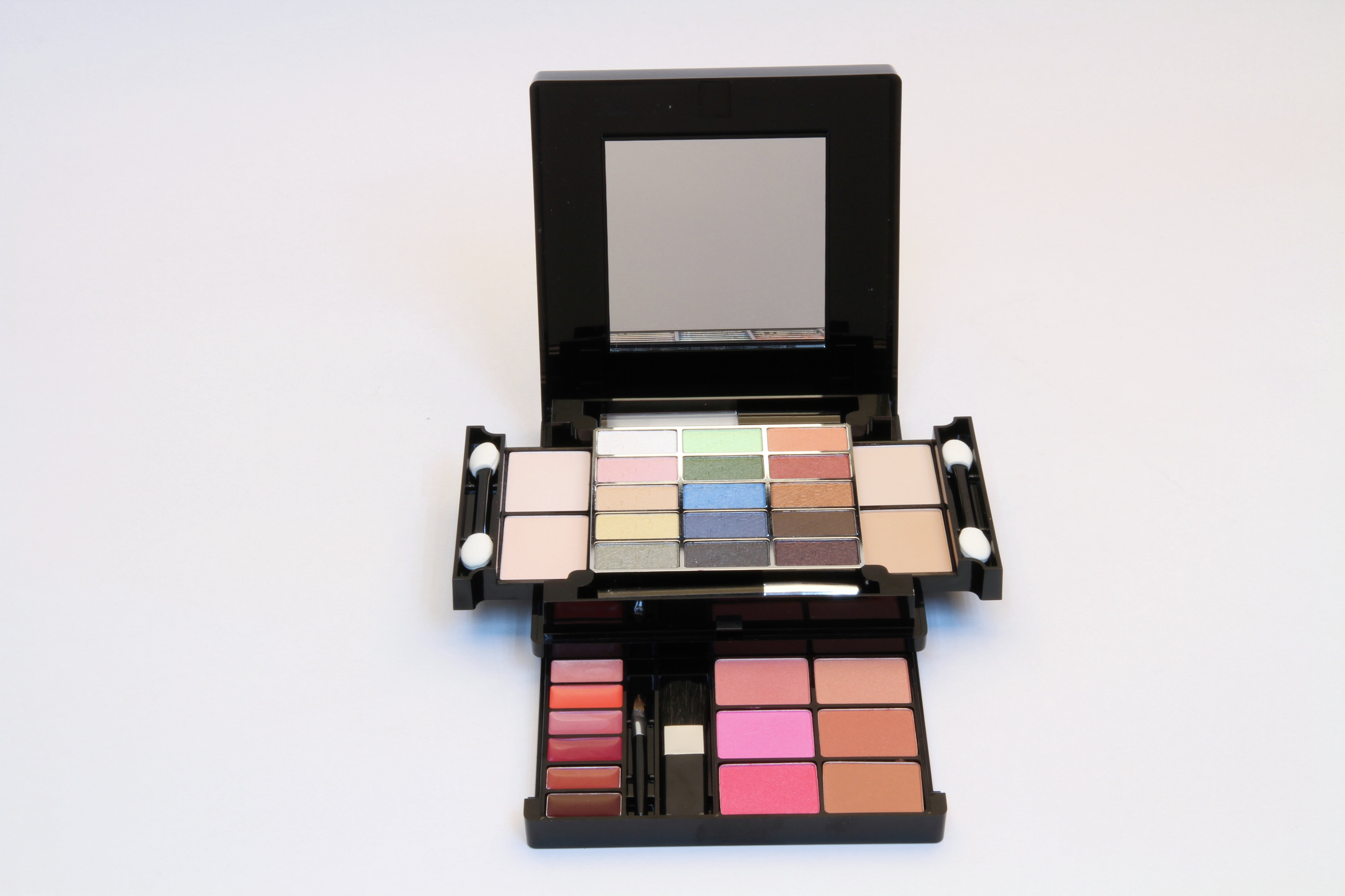 Pretty Pink Travel Make-up Set