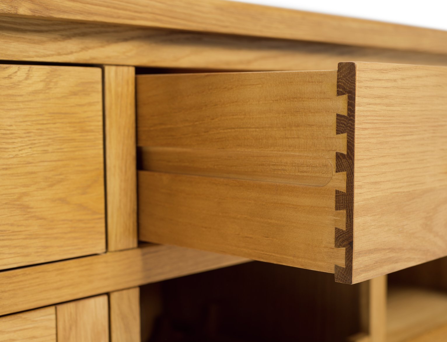 Argos Home Kent 2 Door 3 Drawer Oak Veneer Sideboard & Rack Reviews