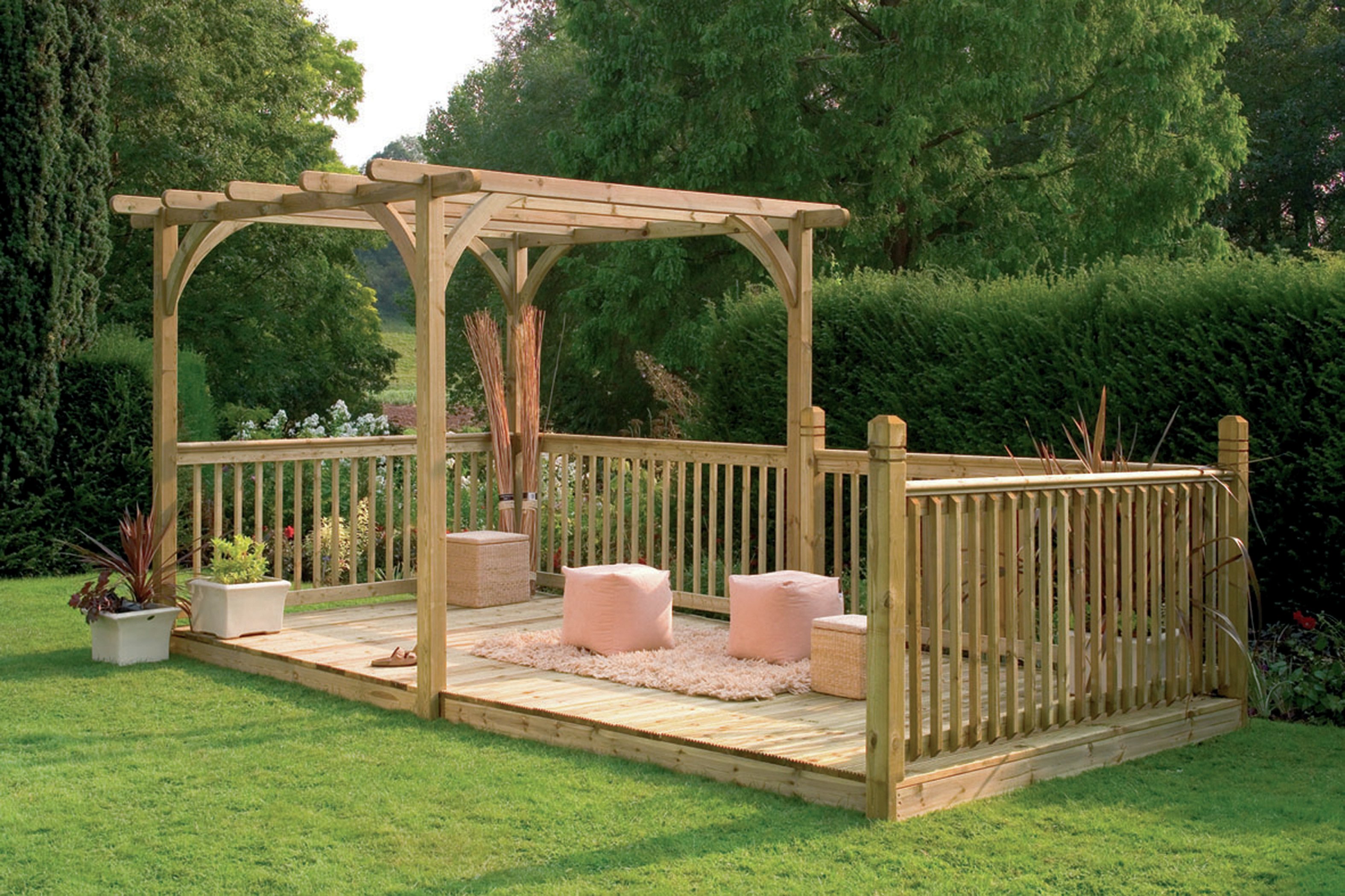 Forest Larchlap Ultima Pergola and Patio Kit. Review