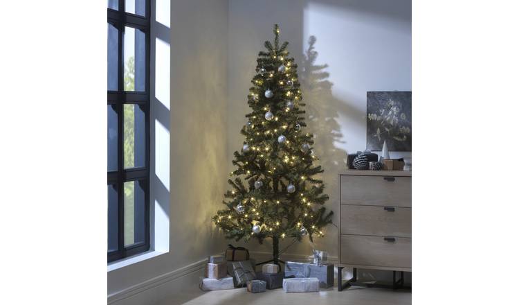 Habitat 6ft Pre lit Half Christmas Tree