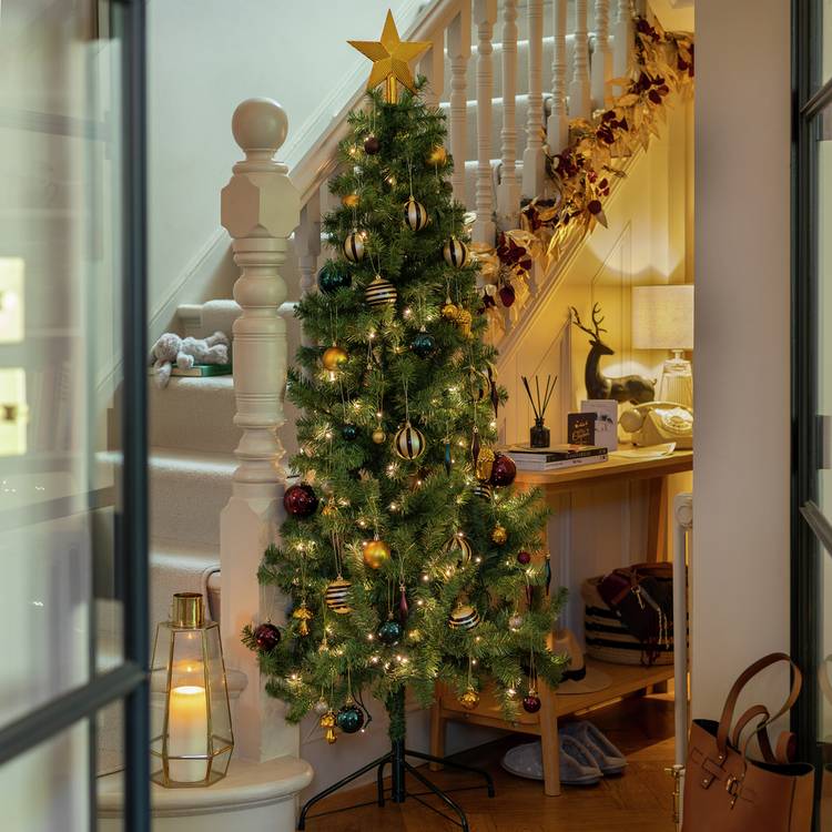Habitat 6ft Pre lit Half Christmas Tree 0