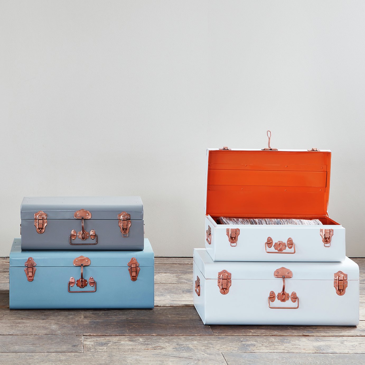 Habitat Large Trunk with Copper Clasps Reviews