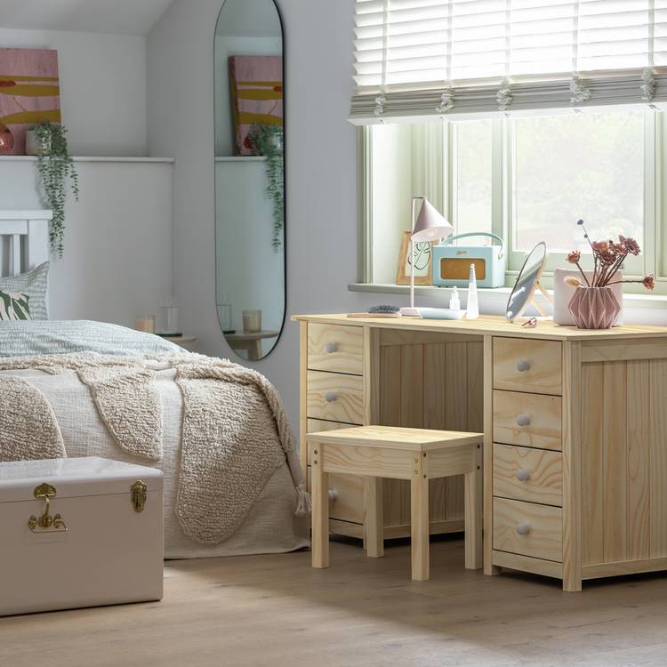 Argos Home Scandinavia 8 Drw Dressing Table and Stool - Pine 0