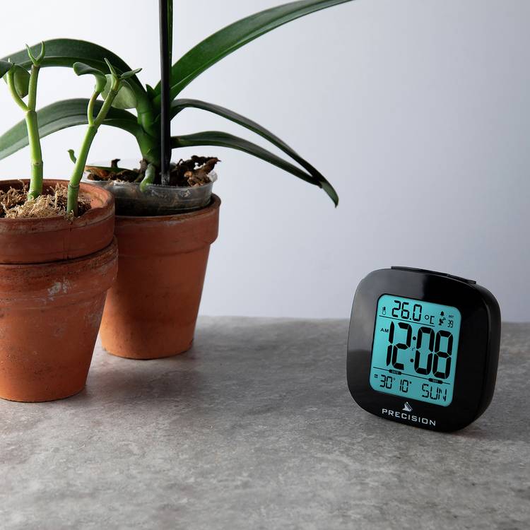 Precision Radio Controlled LCD Alarm Clock 0