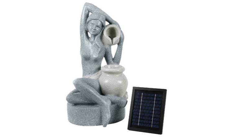 Streetwize Garden Bathing Lady Solar Water Feature