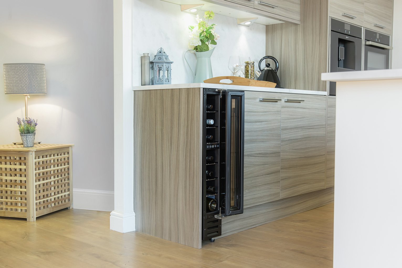 Russell Hobbs RHBI7WC1 7 Bottle Wine Cooler Reviews