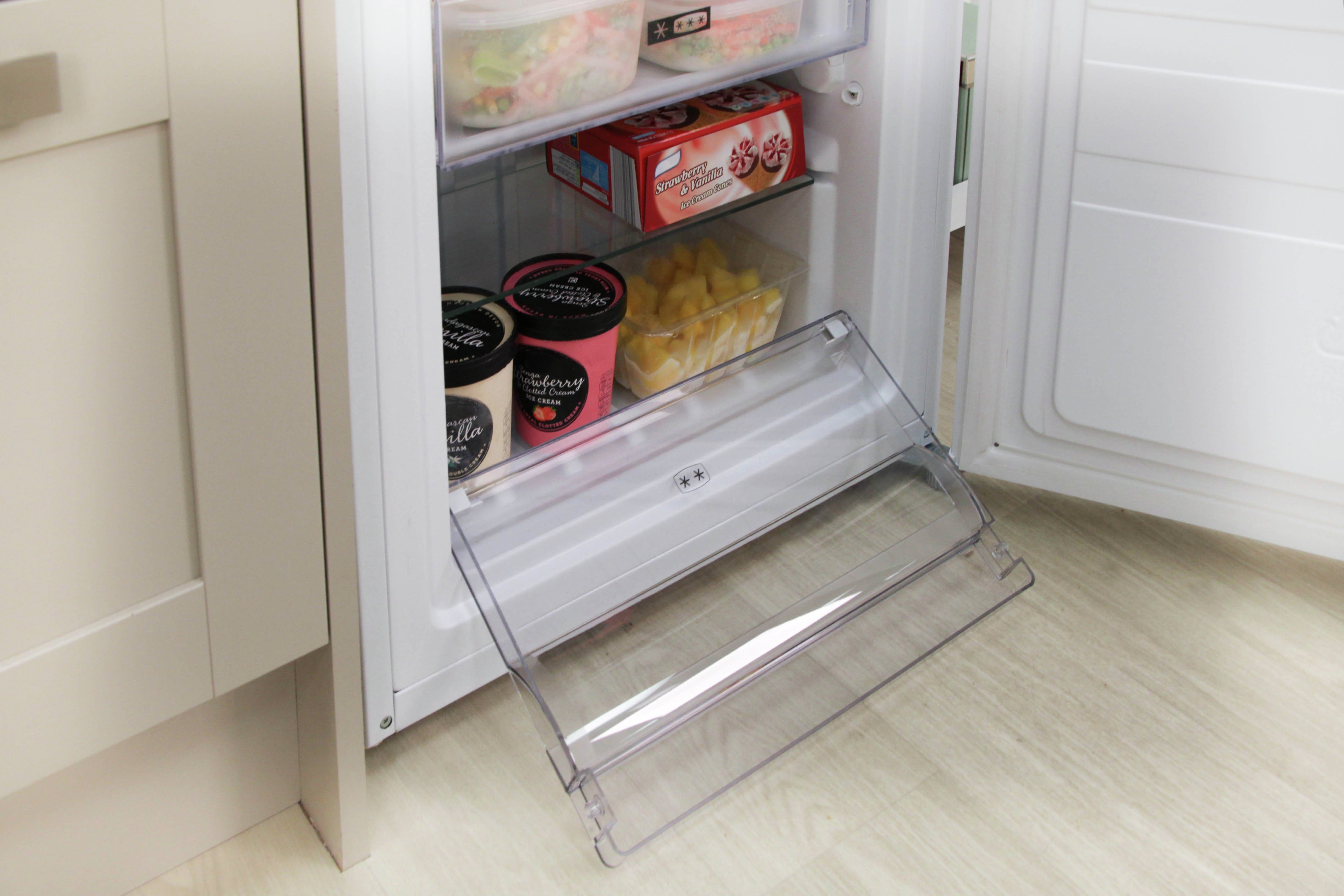 Russell Hobbs RH55FZ142 Tall Freezer Reviews