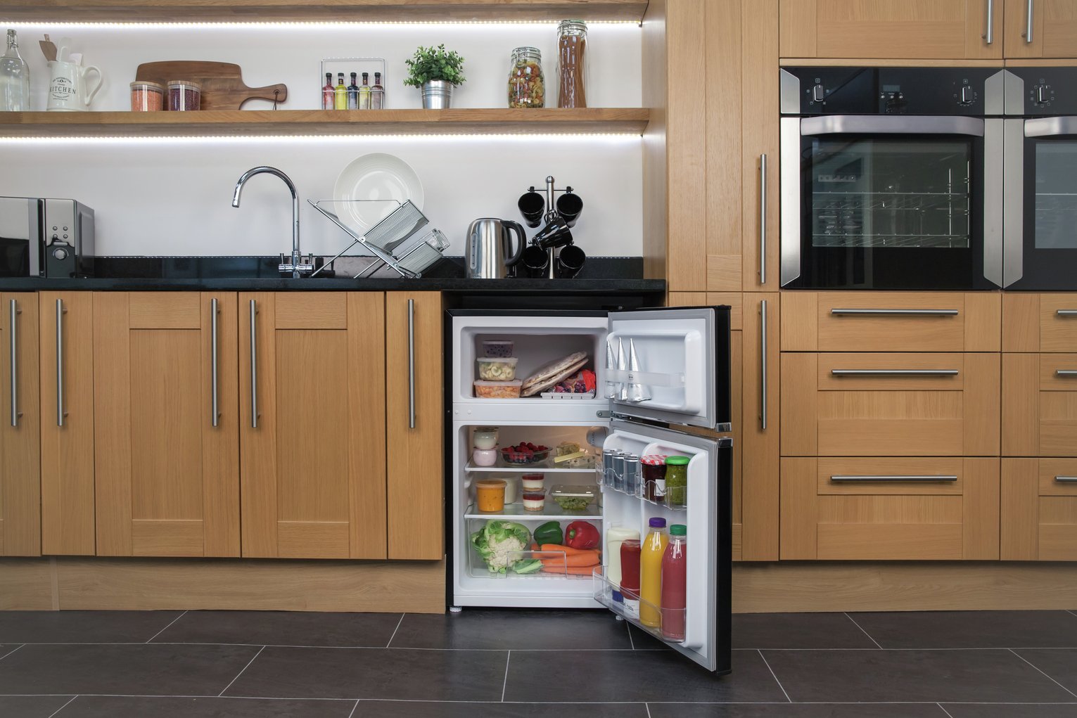 Russell Hobbs RHUCFF50B Under Counter Fridge Freezer Reviews