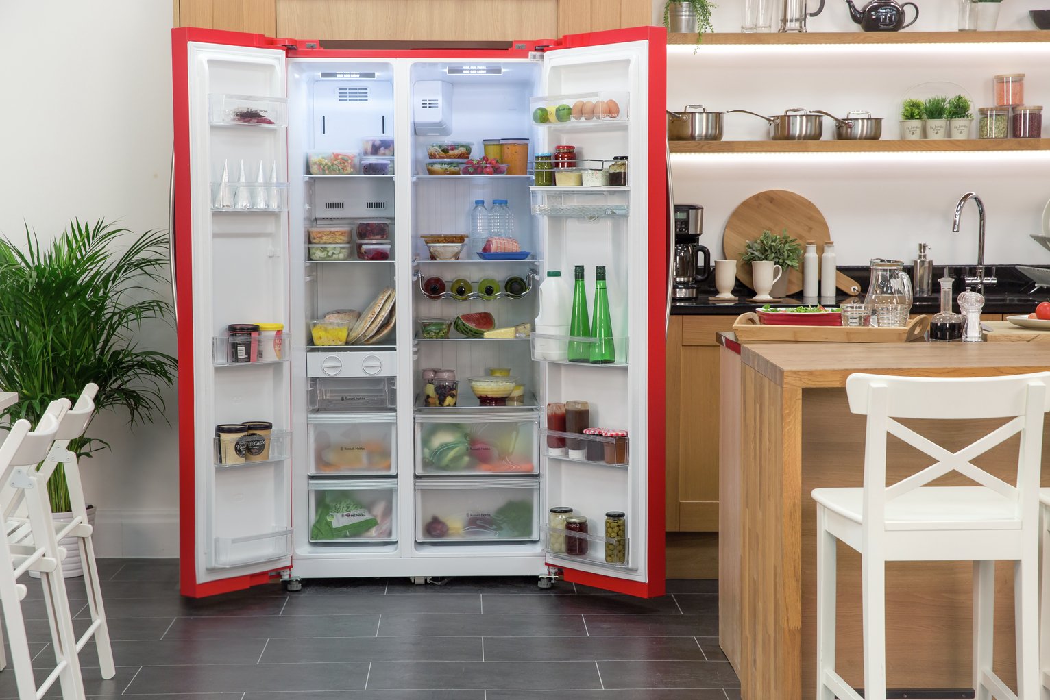 Russell Hobbs RH90FF176RWD Fridge Freezer Red. Reviews