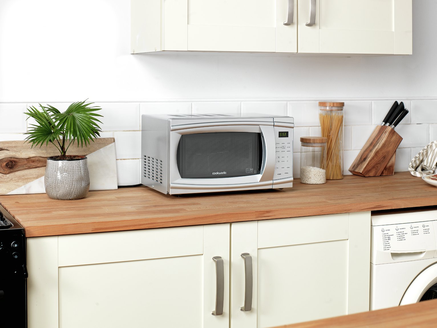 Cookworks Grill Touch Microwave D80H20AlT1 20L 800W Silver Reviews