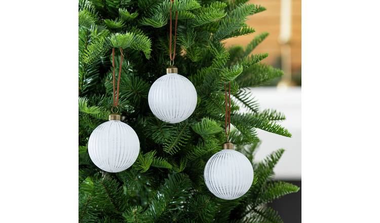 Habitat Pack of 3 Glass Christmas Baubles - White And Silver