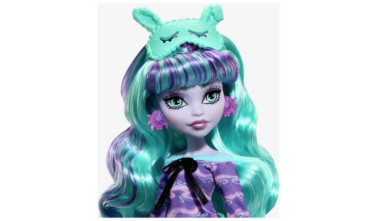 Monster High Creepover Party Twyla Fashion Doll Set