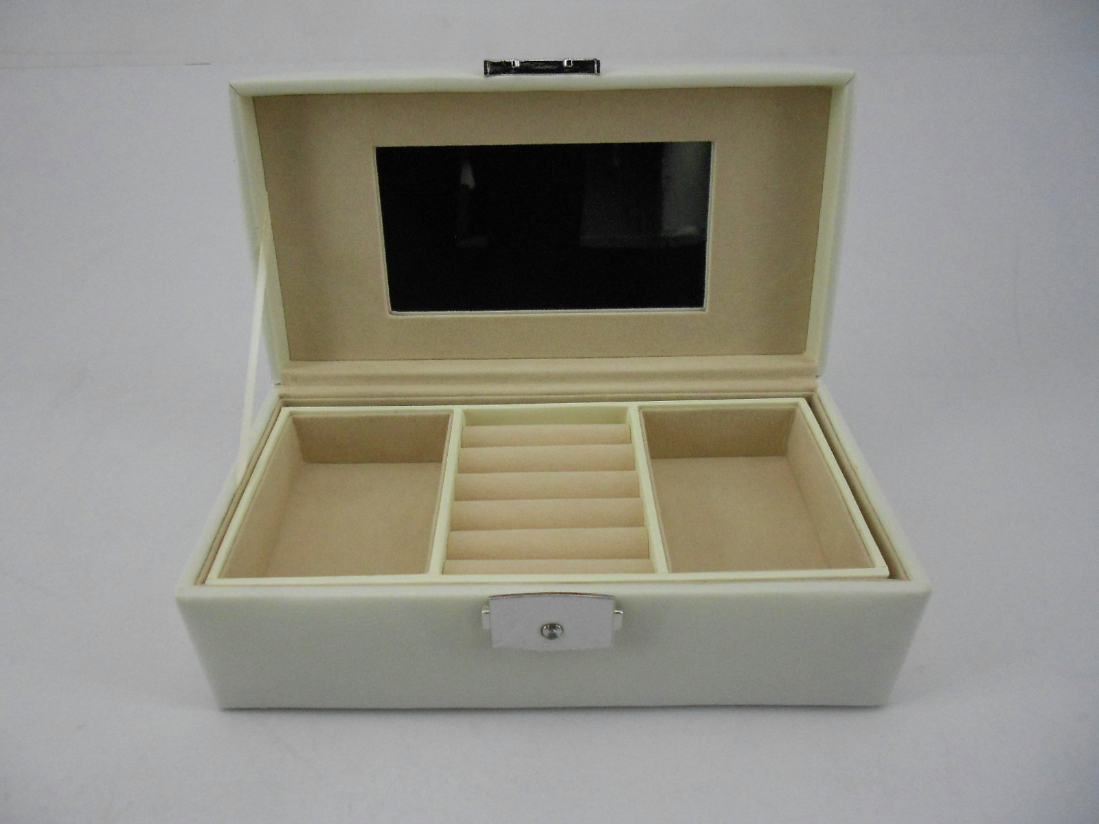 Cream Faux Leather Jewellery Box with Lock Review