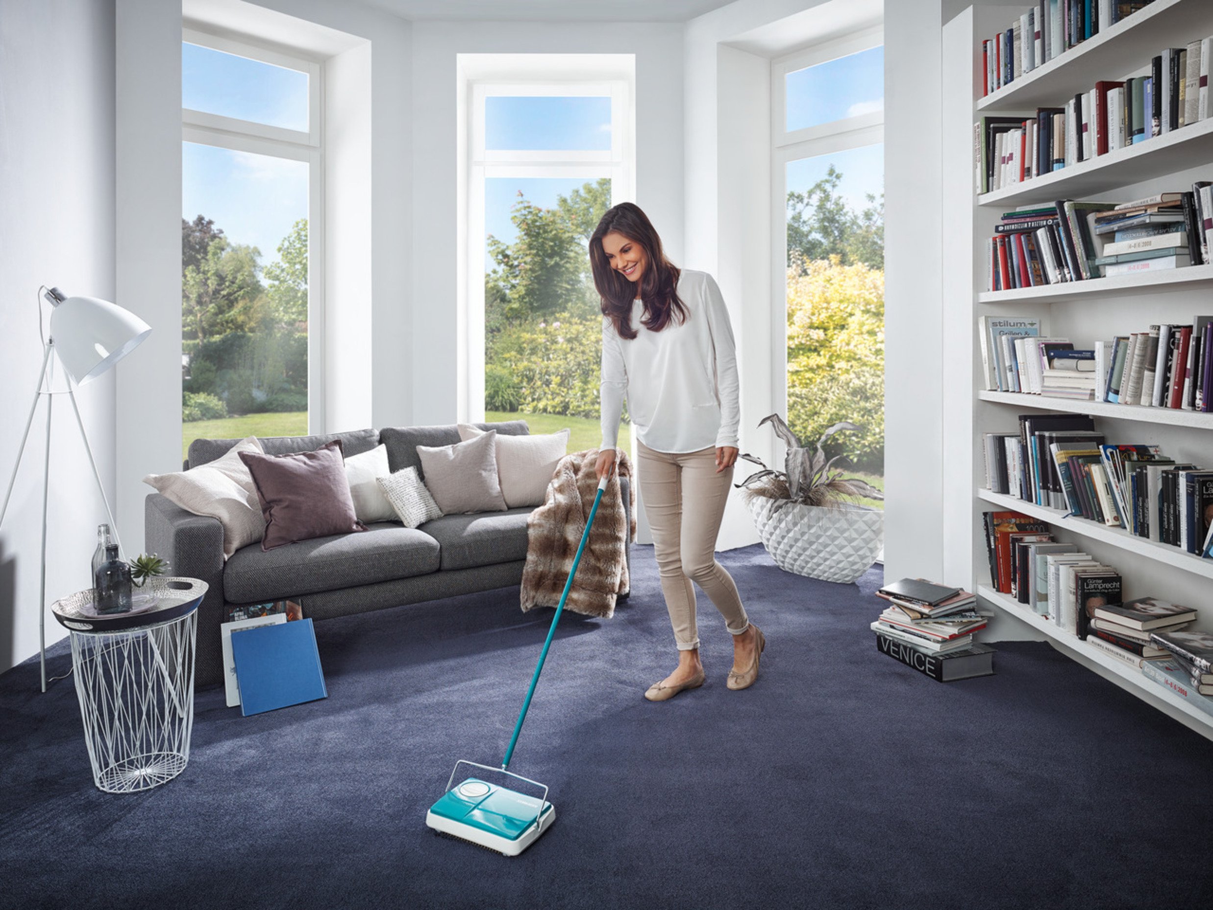 Leifheit Regulus Turquo Floor Carpet Sweeper Review