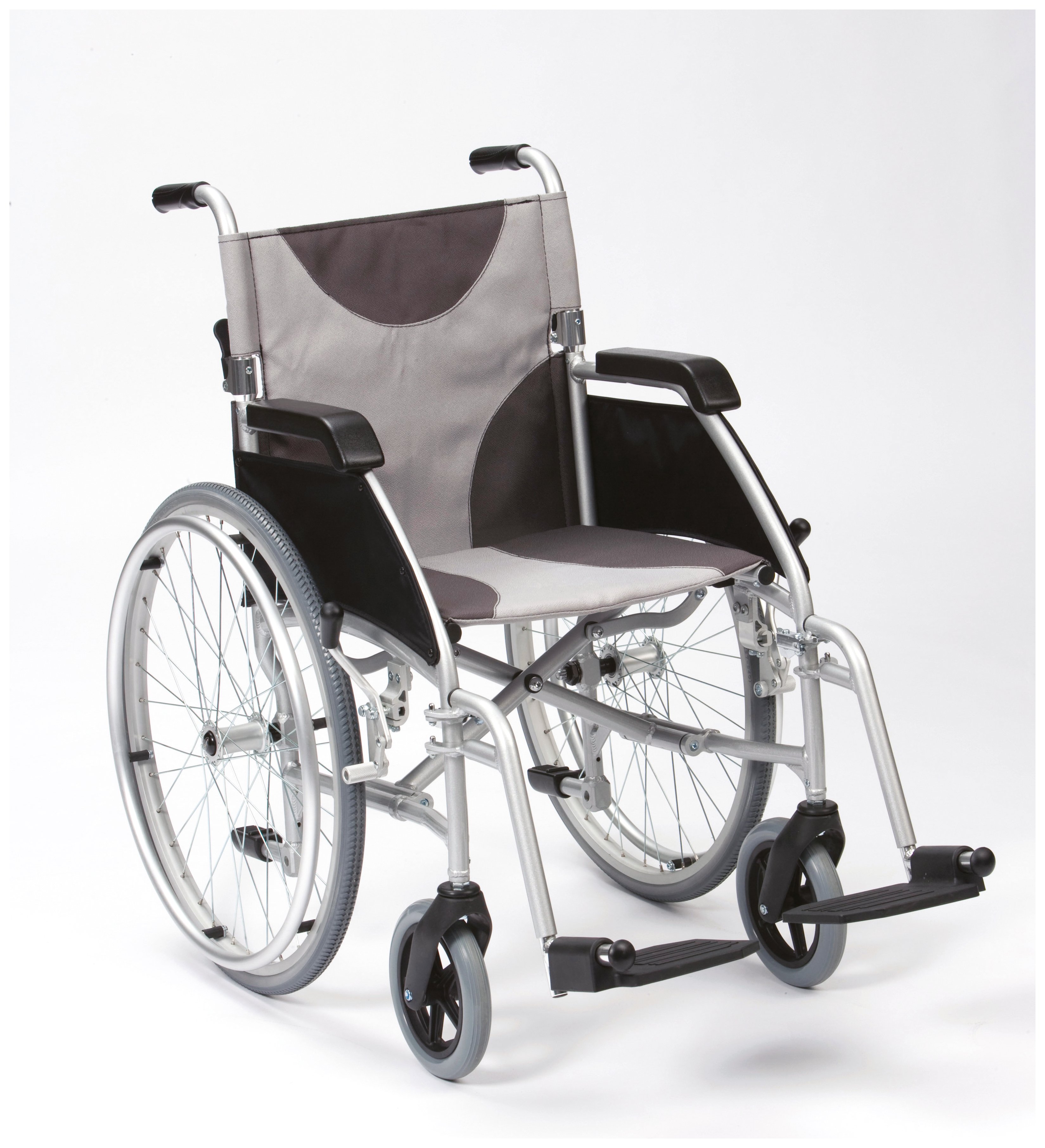 Self Propelled Aluminium Wheelchair. Review