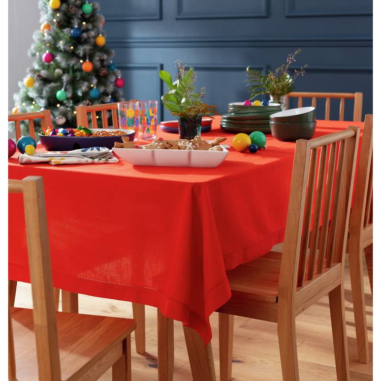 Habitat Festive Tablecloth - Red 0