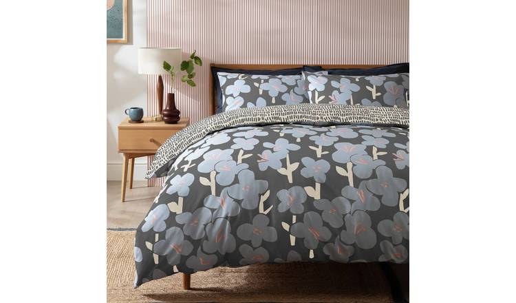 Habitat Cotton Paper Cut Floral Dark Bedding Set - Single