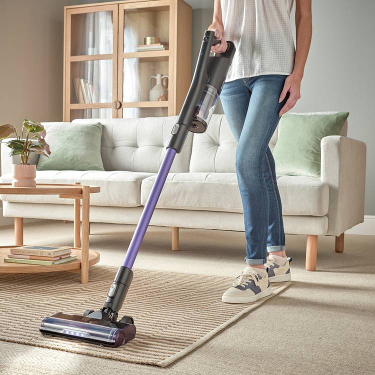 Bush 2-in-1 Cordless Vacuum Cleaner 0