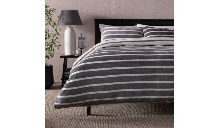 Argos Home Fleece Stripe Printed Bedding Set - Single