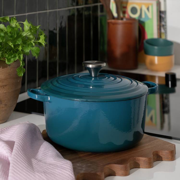 Habitat 3.3 Litre Cast Iron Casserole Dish - Blue 0