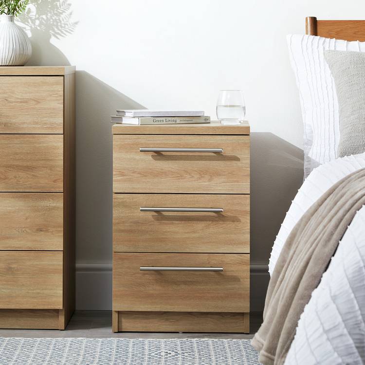Argos Home Brisbane 3 Drawer Bedside - Oak 0