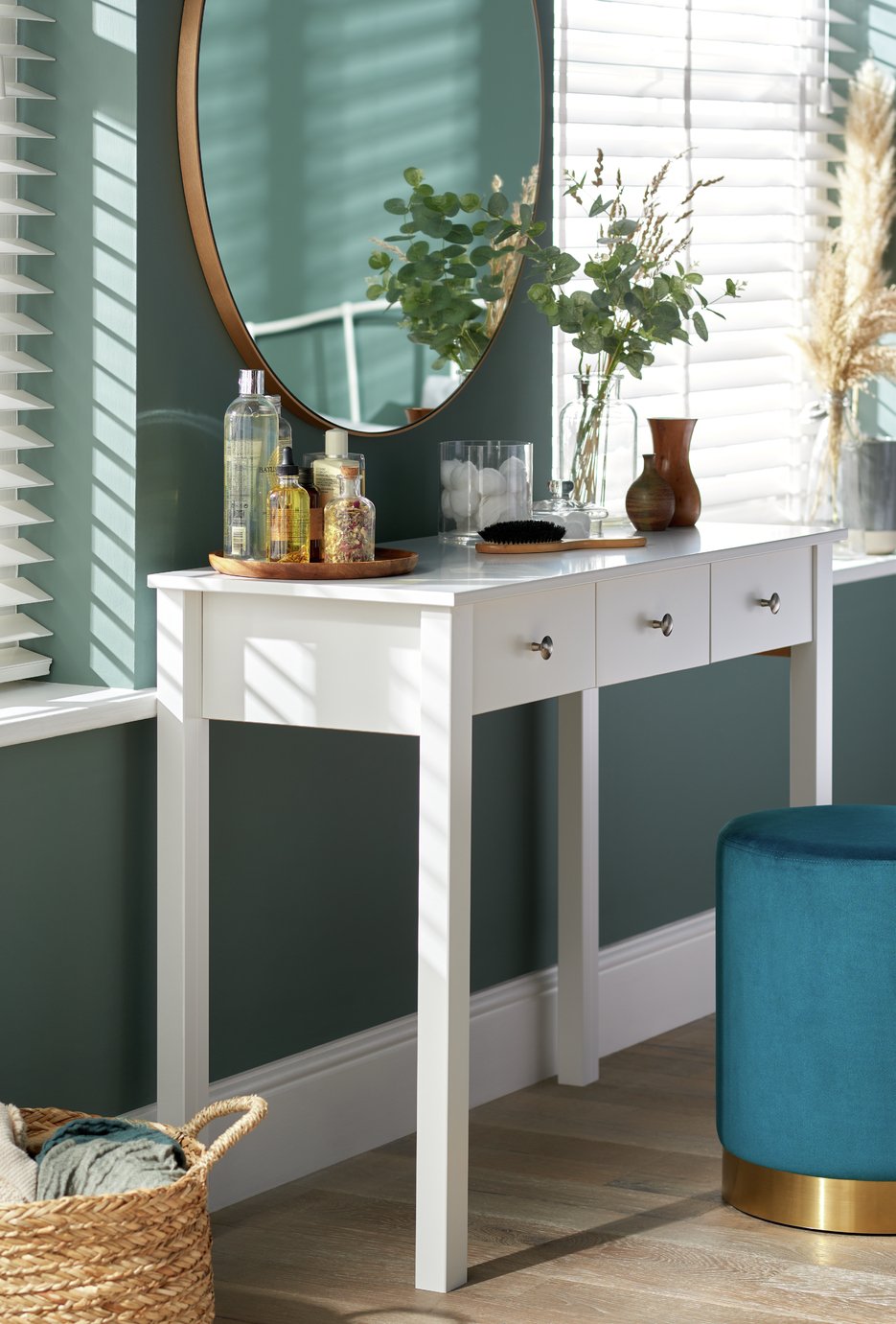 Habitat dressing deals table