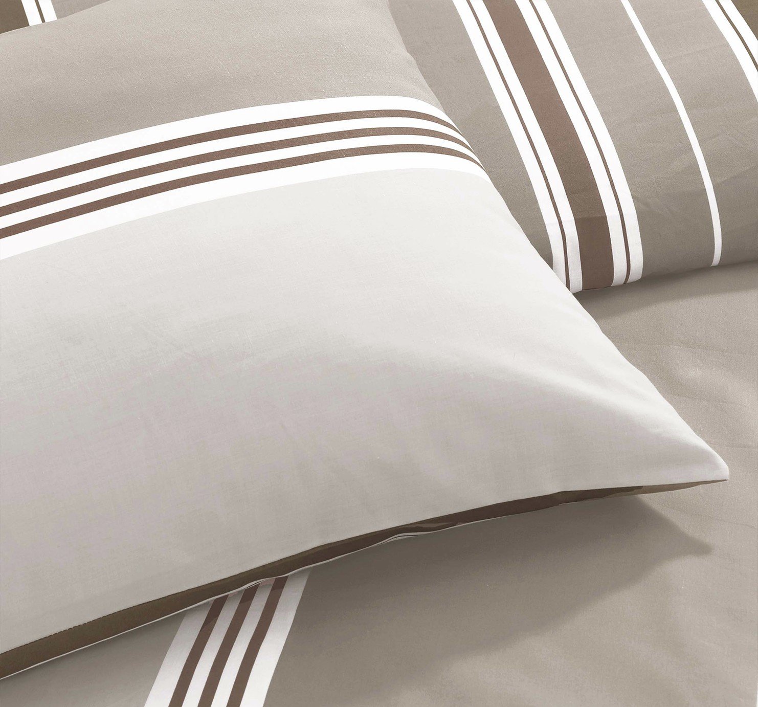 Pieridae Natural Banded Stripe Bedding Set Review