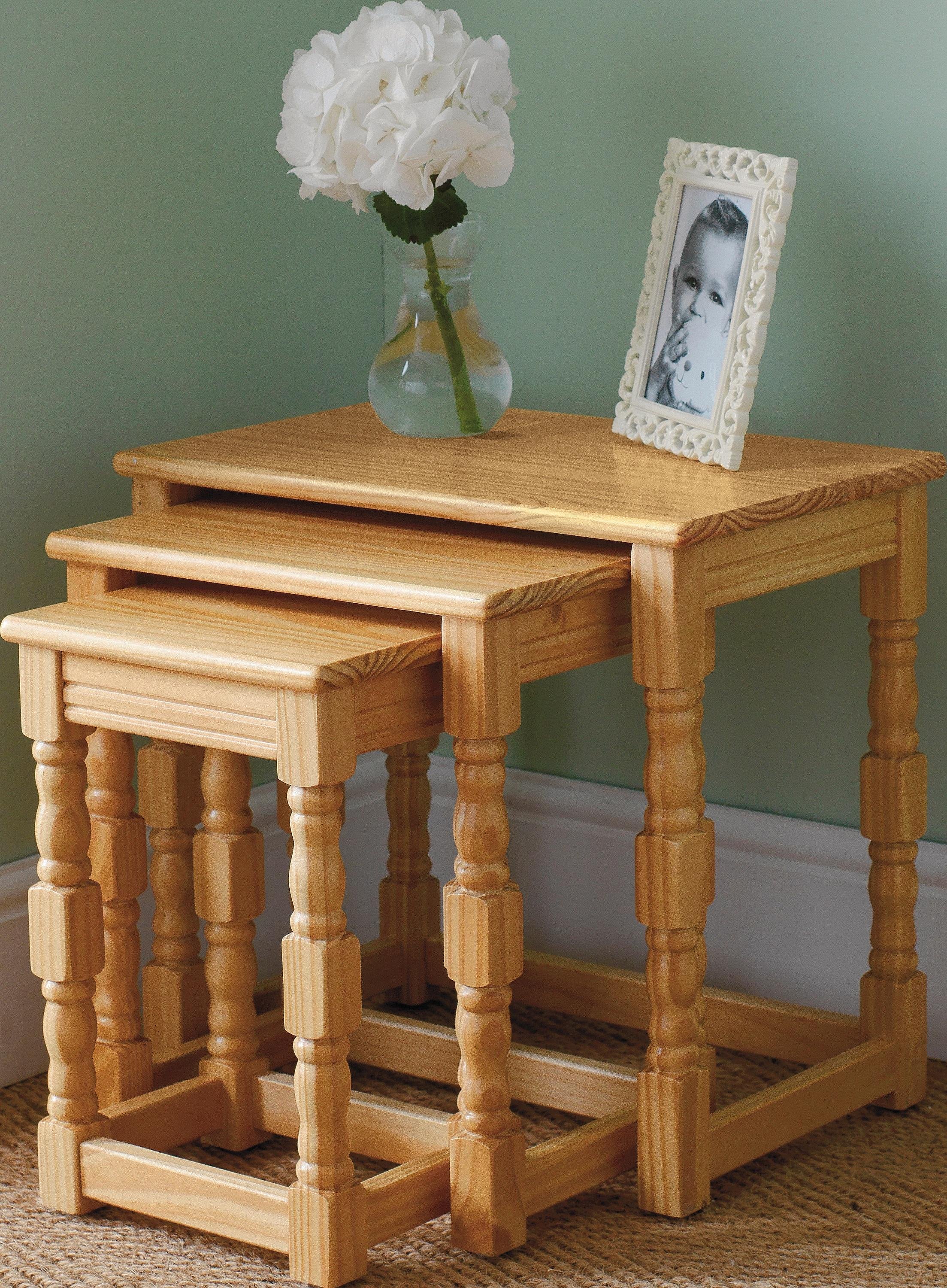 Argos Home Devon Nest of 3 Solid Pine Tables - Oak Effect