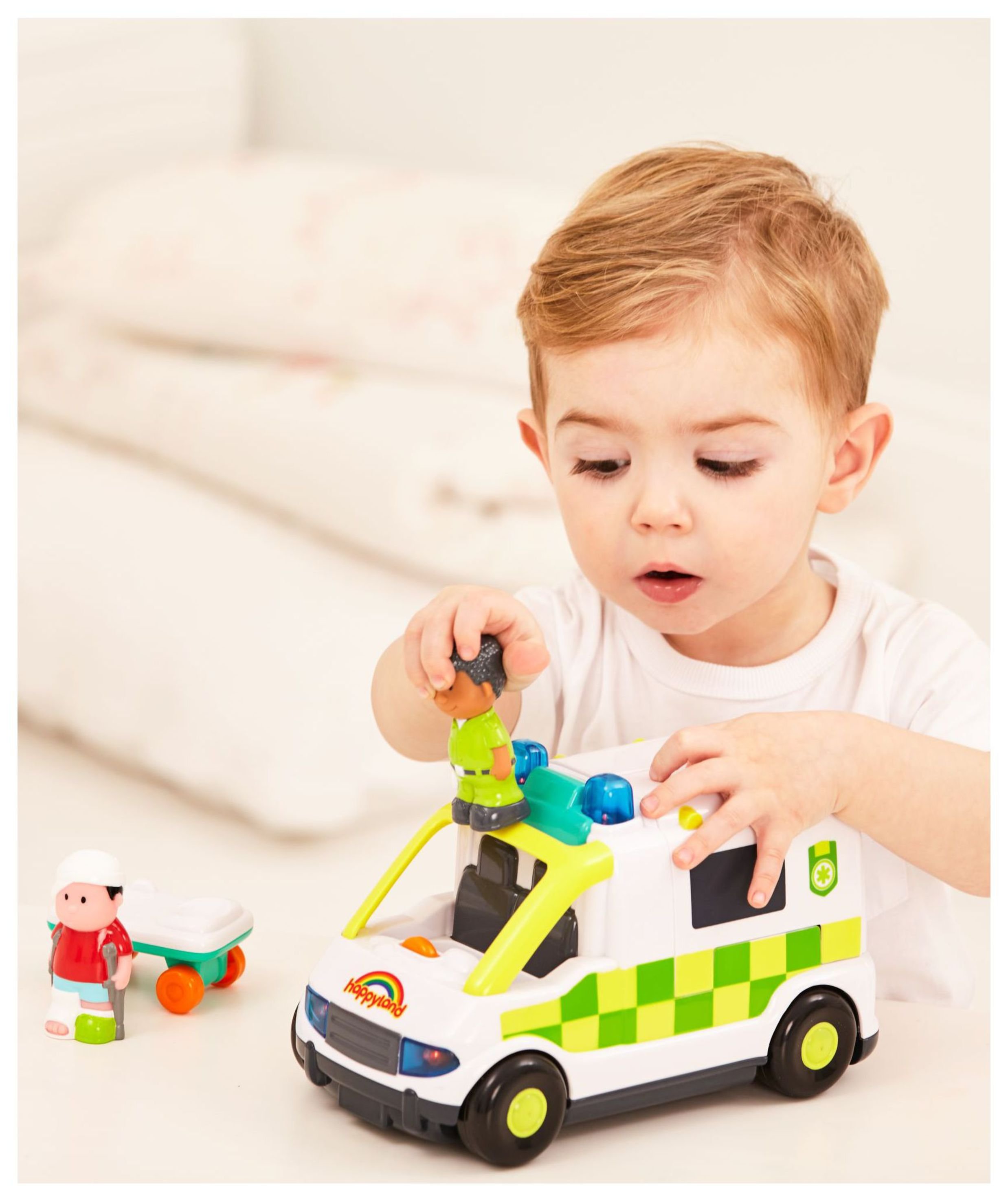 Happyland Lights and Sounds Ambulance