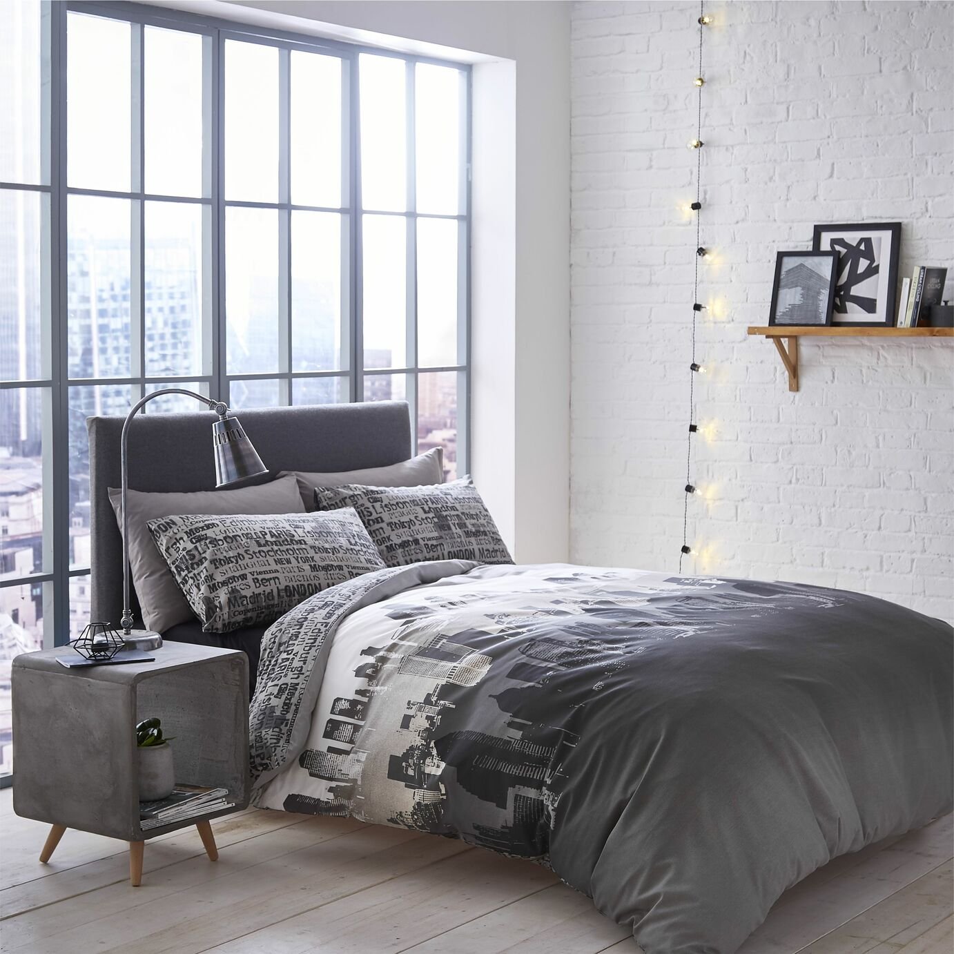 Catherine Lansfield Grey City Scape Bedding Set