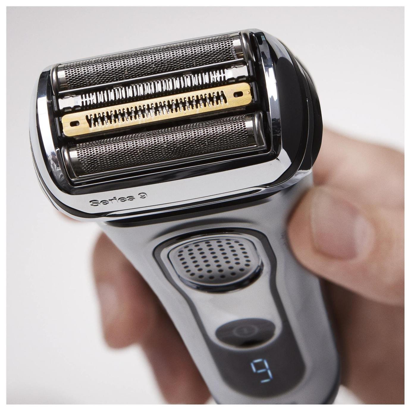 Braun Series 9 Wet and Dry Electric Shaver 9292cc Reviews
