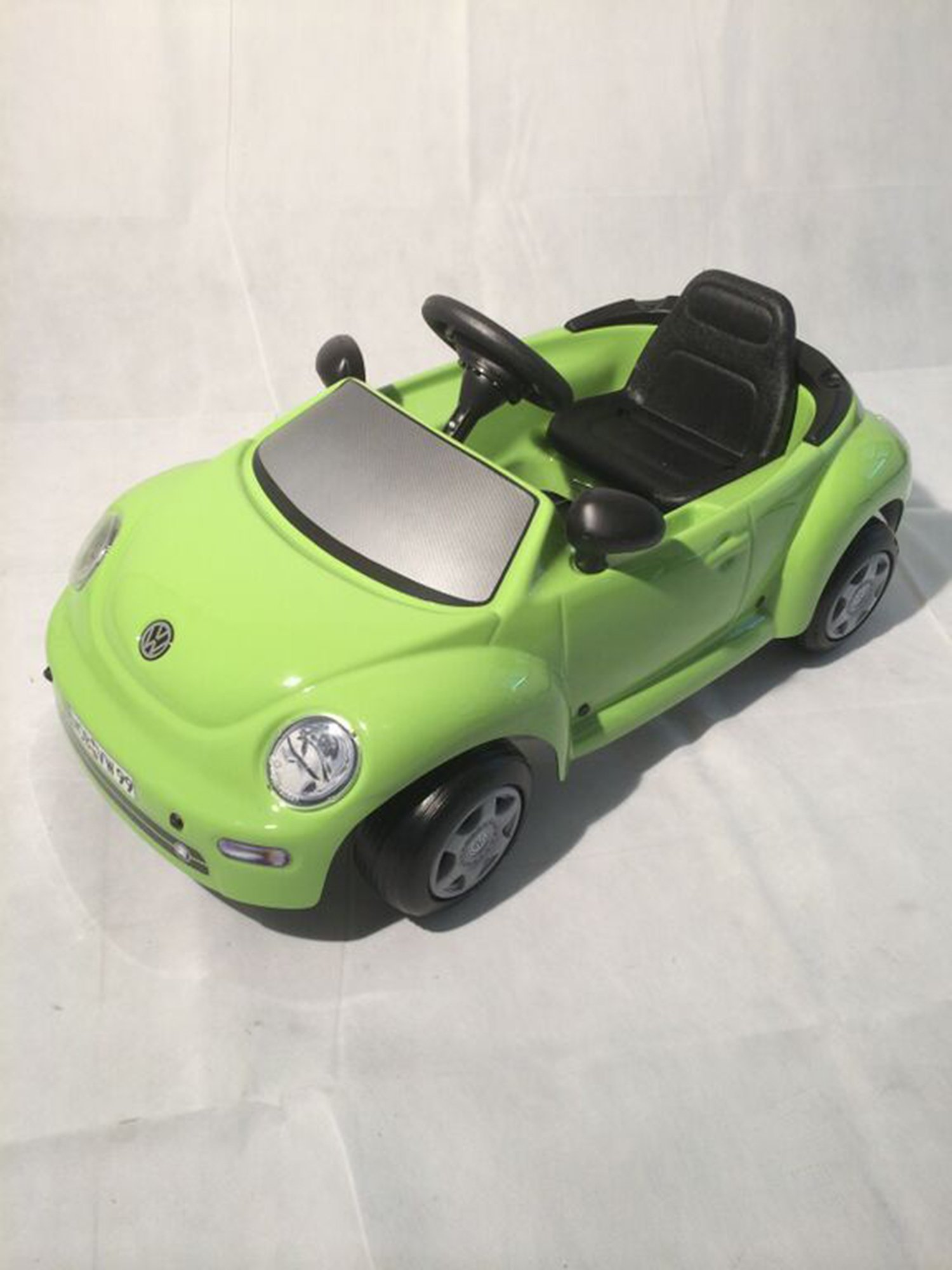 VW Toys VW Beetle Green Pedal Car