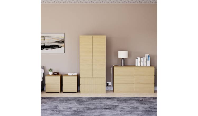 Vida Designs Denver Bedroom Set (2x Bedside, 6 Drawer Chest, Wardrobe) - Pine