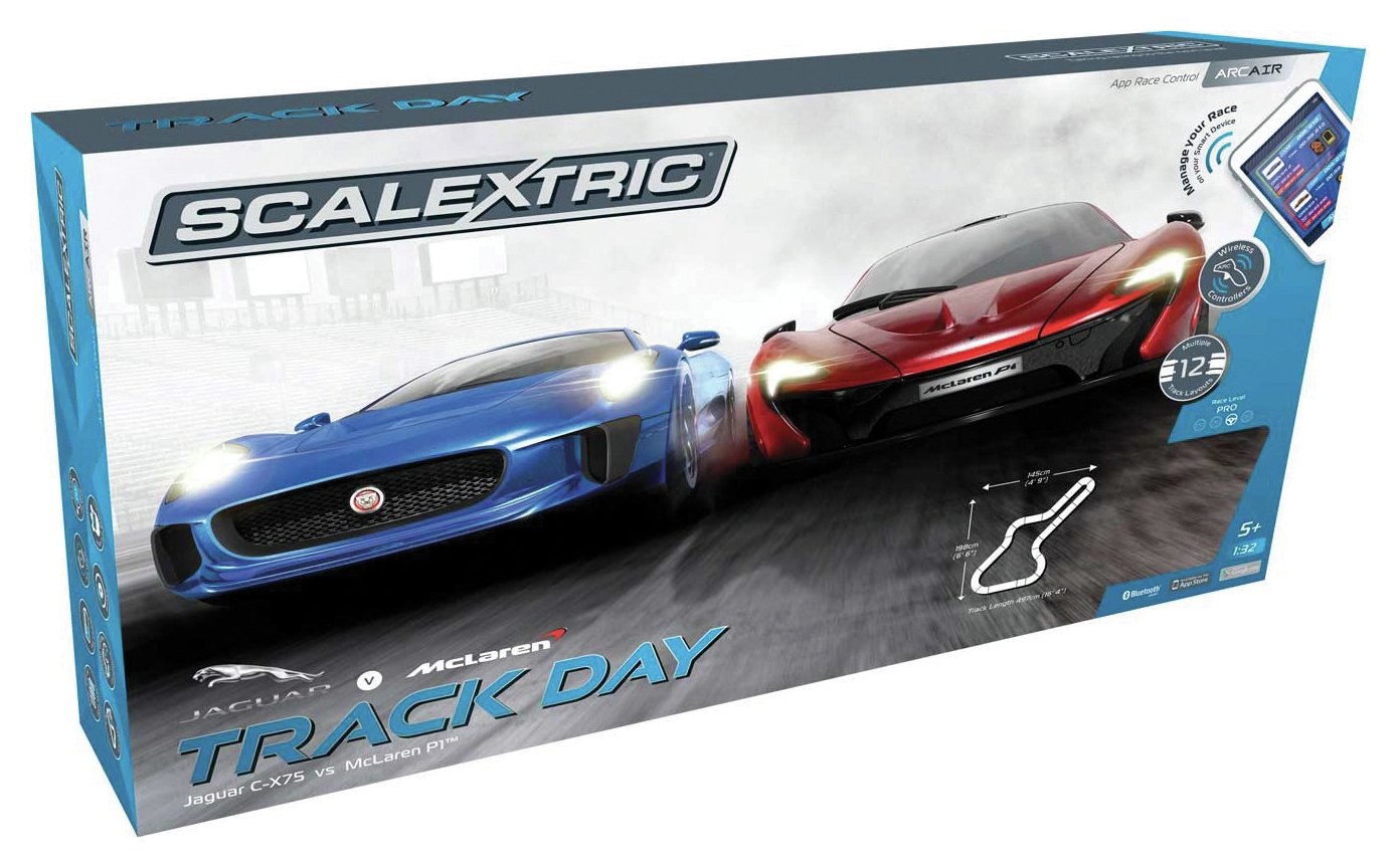 Scalextric Arc Track Day Set. Scalextric Arc Track Day Set.